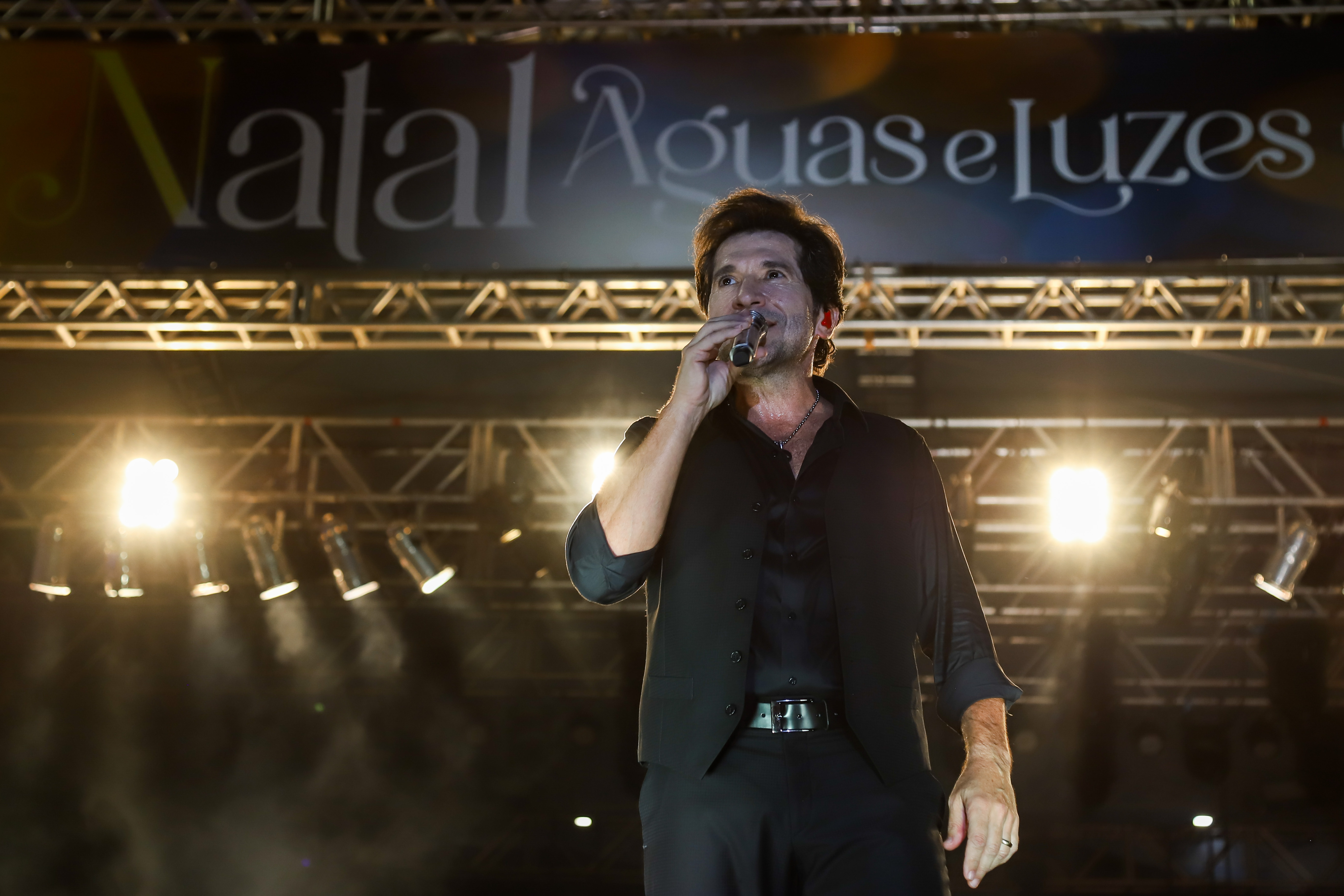Daniel encantou os fãs no Natal de Águas e Luzes. Foto: Kiko Sierich/PTI