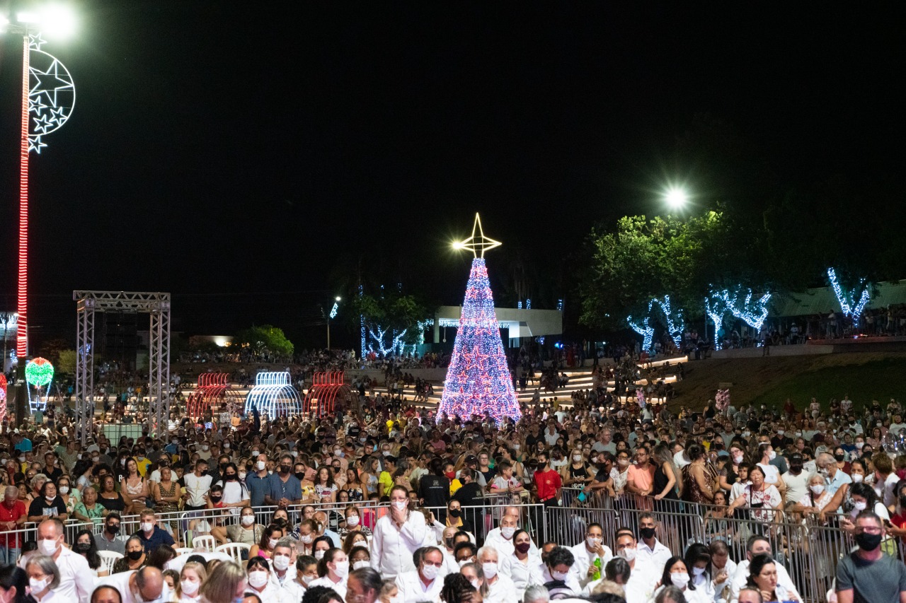 Eventos do Natal reuniram multidões. Foto: Marcos Labanca/PMFI. 