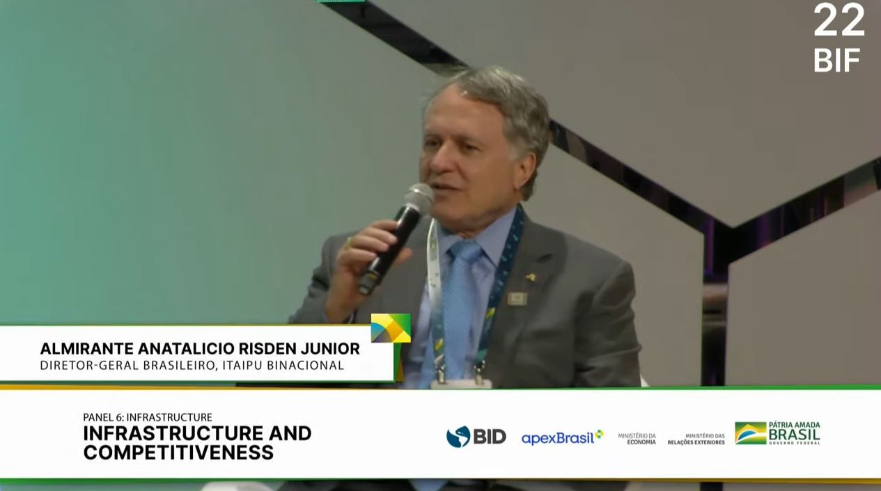 Diretor participou de painel no primeiro dia. Foto: captura de tela. 