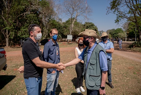 Diretor-geral de Itaipu, general João Francisco Ferreira, visita municípios lindeiros.