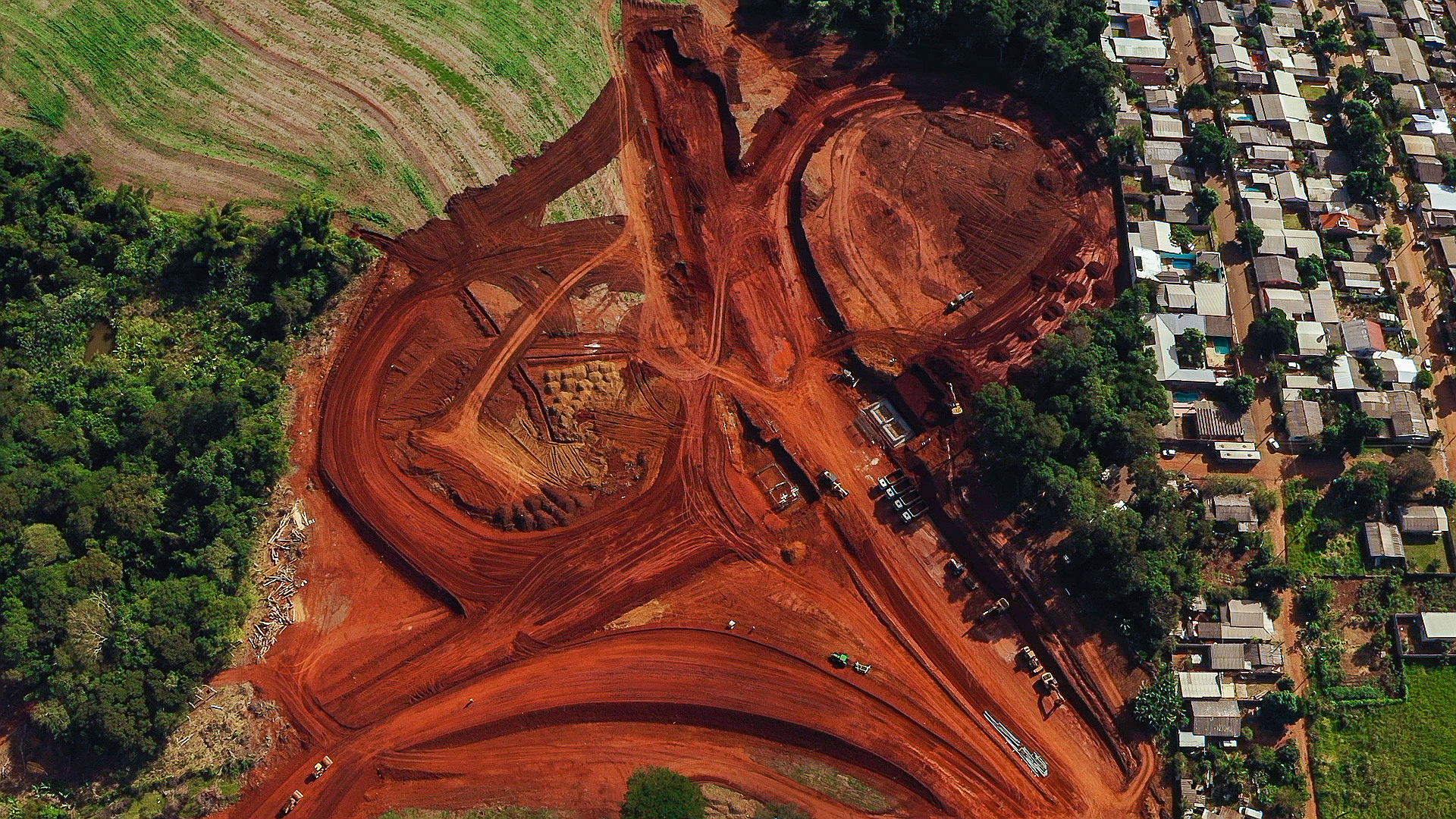 Início das obras da Perimetral Leste, financiada pela Itaipu Binacional. Foto: Alexandre Marchetti/Itaipu Binacional