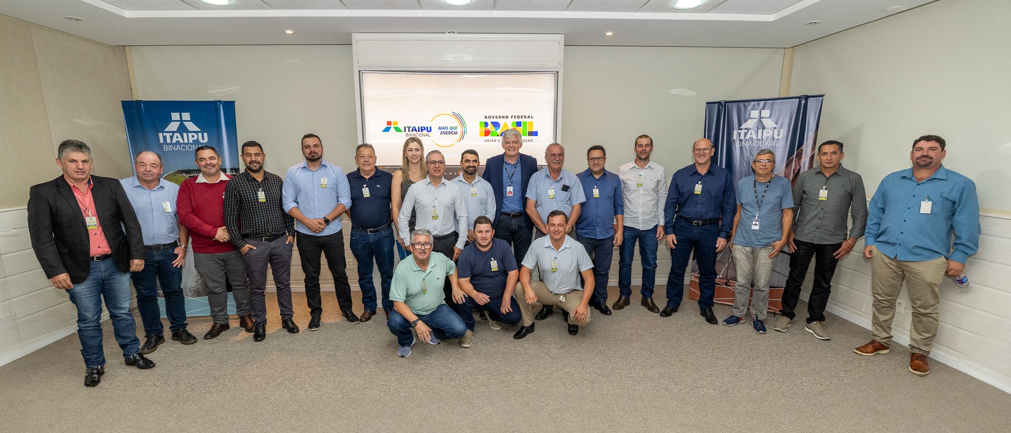 Itaipu recebe prefeitos(as) da Associação do Cantuquiriguaçu