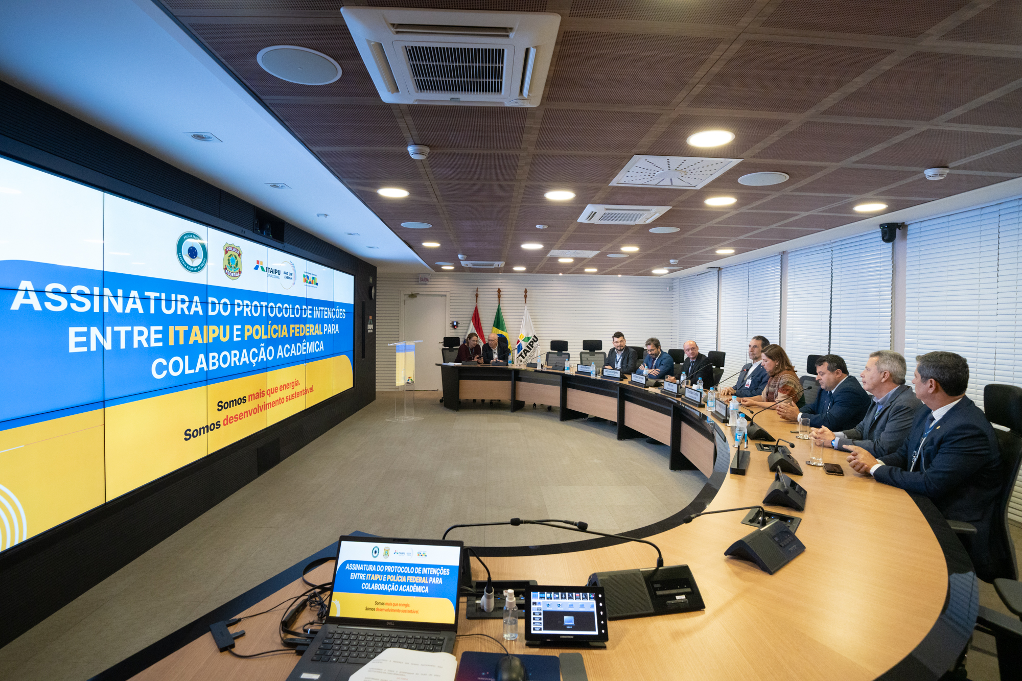 Itaipu e Polícia Federal assinam protocolo de intenções para colaboração acadêmica