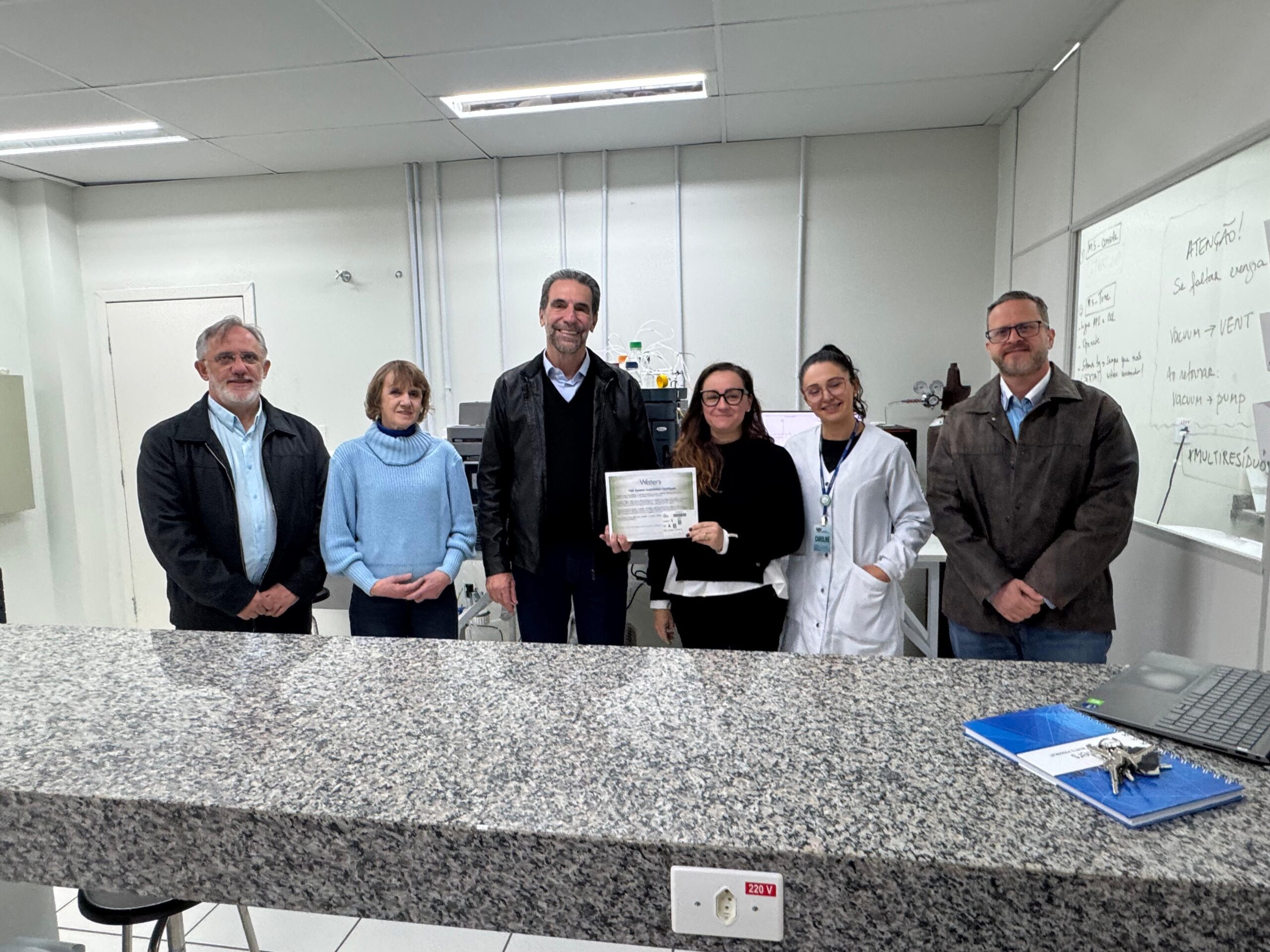 Itaipu e Unioeste inauguram laboratório de análise de agrotóxicos em Francisco Beltrão