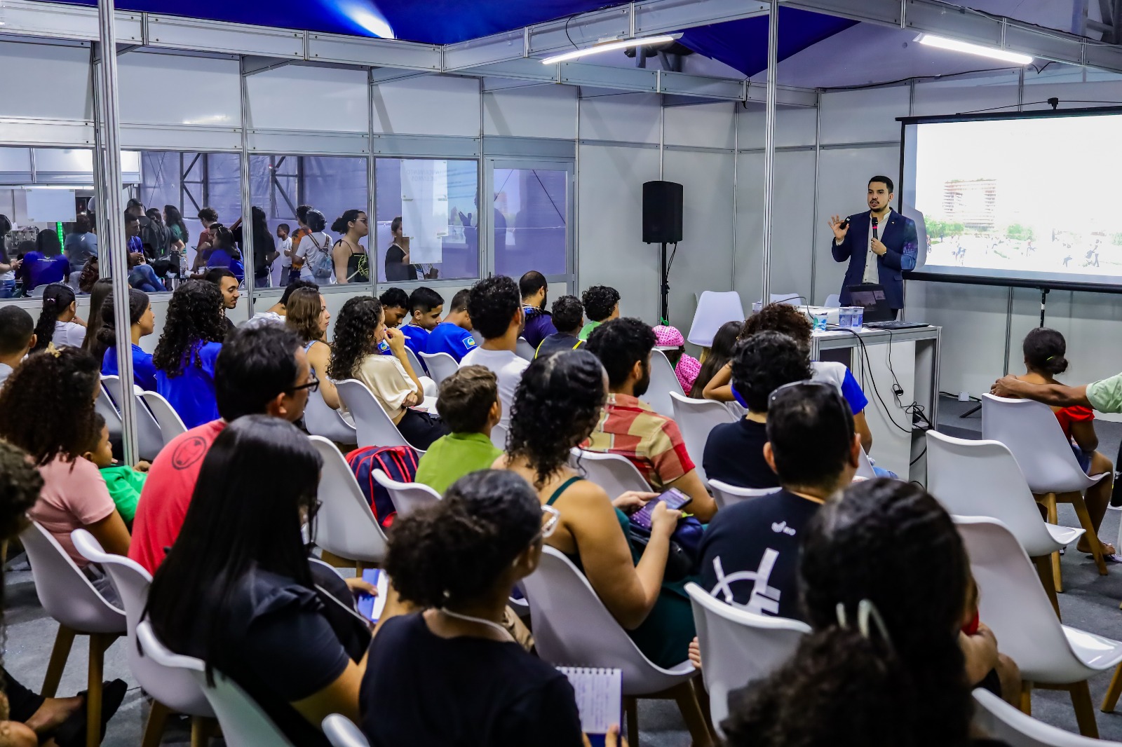 Itaipu apresenta inovações do Projeto Moradias em reunião anual da SBPC, em Recife (PE)