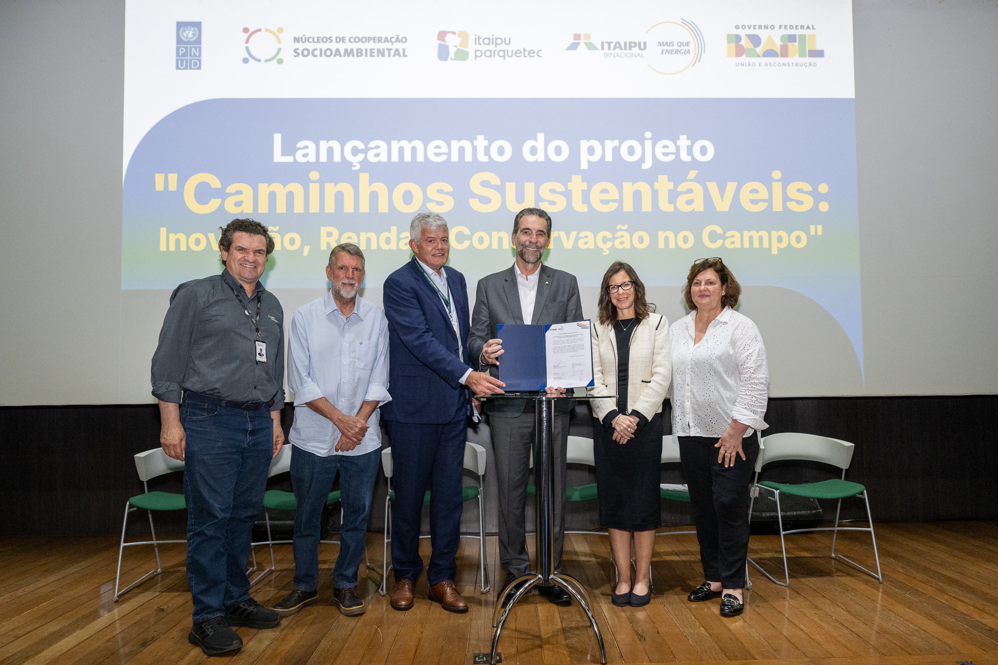 Projeto da Itaipu e Pnud vai levar assistência técnica rural a 5 mil famílias no PR e no MS