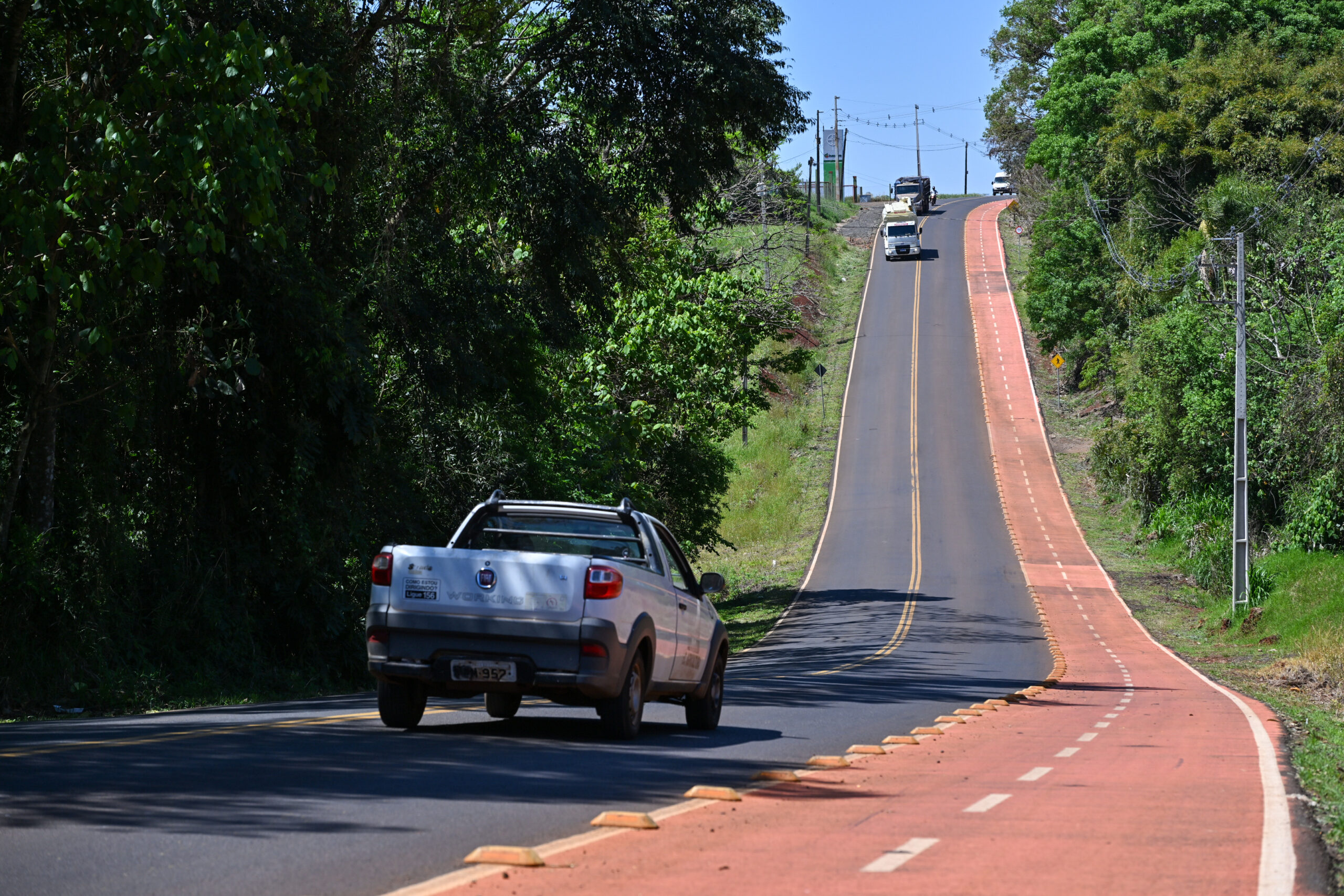 Itaipu entrega pavimentação asfáltica em Dois Vizinhos