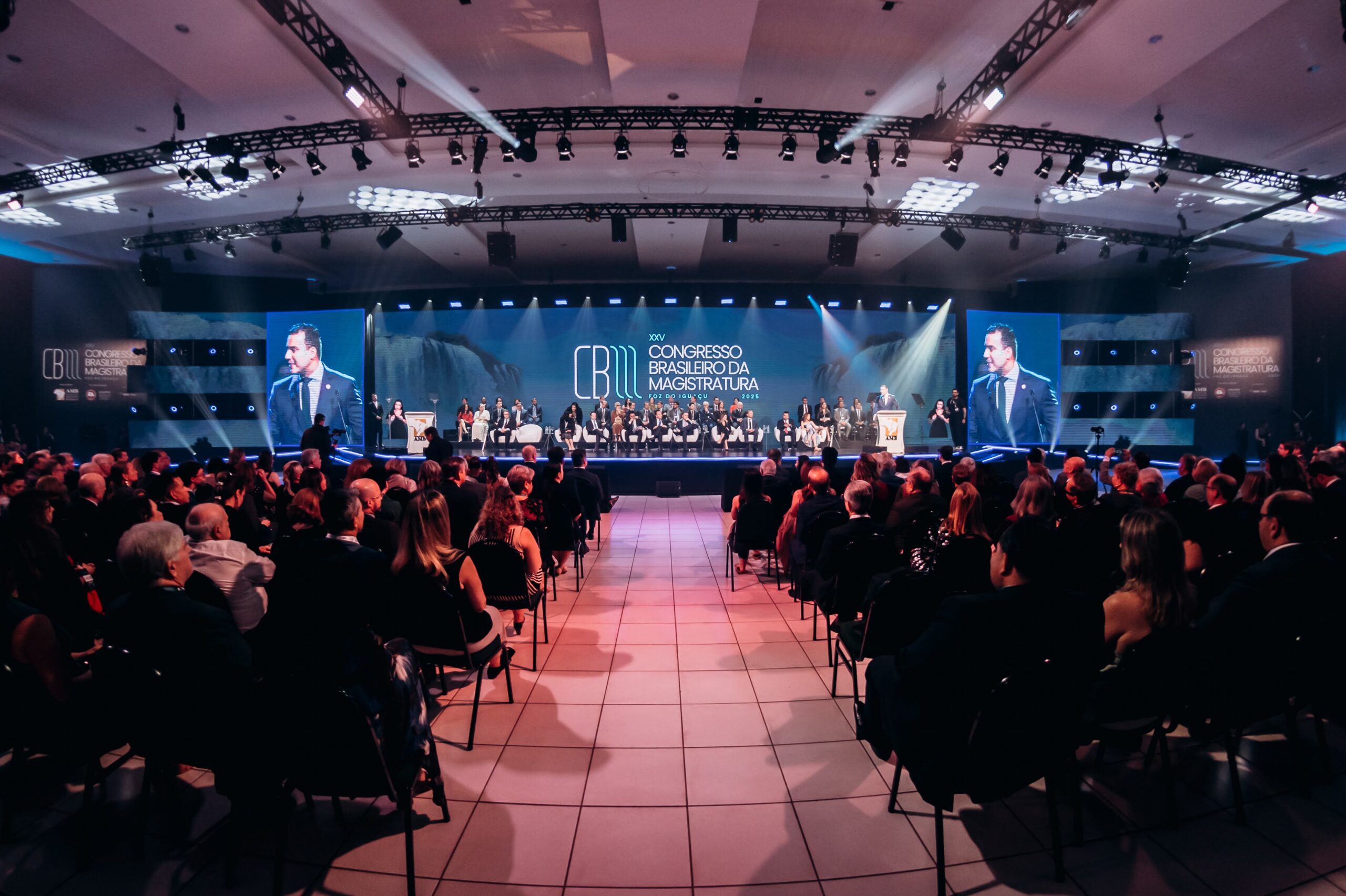 Diretor jurídico da Itaipu participa de 25º Congresso Brasileiro da Magistratura