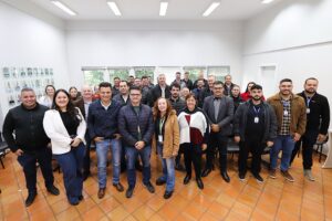 Reunião desta terça-feira. Foto: Conselho dos Municípios Lindeiros.