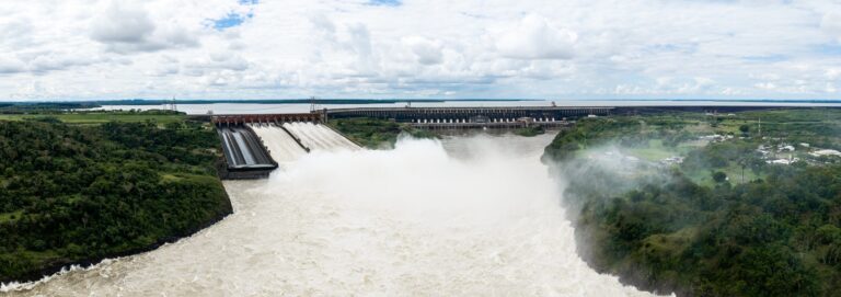 Itaipu mantém o monitoramento das condições hidrológicas diante da elevação dos níveis dos rios da região. Créditos: William Brisida/Itaipu Binacional